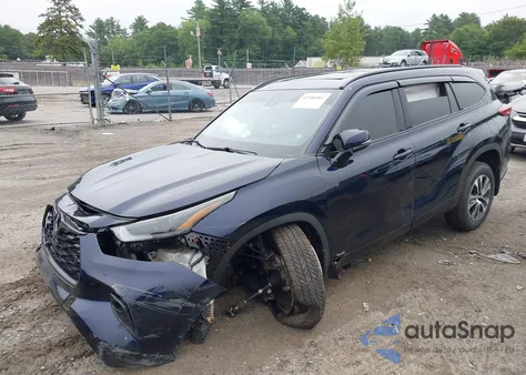 2022 Toyota Highlander Hybrid Xle from USA, damaged, VIN 5TDGBRCH5NS556680